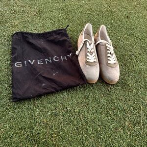 Givenchy Men's Beige and White Sneakers